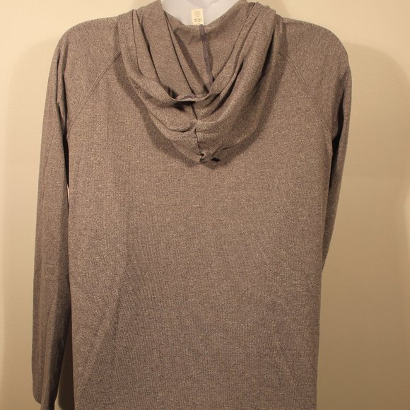 Under Armour Shirt Girls Youth XL Extra Large Gray Long Sleeve Hooded  / A15 - Picture 3 of 5